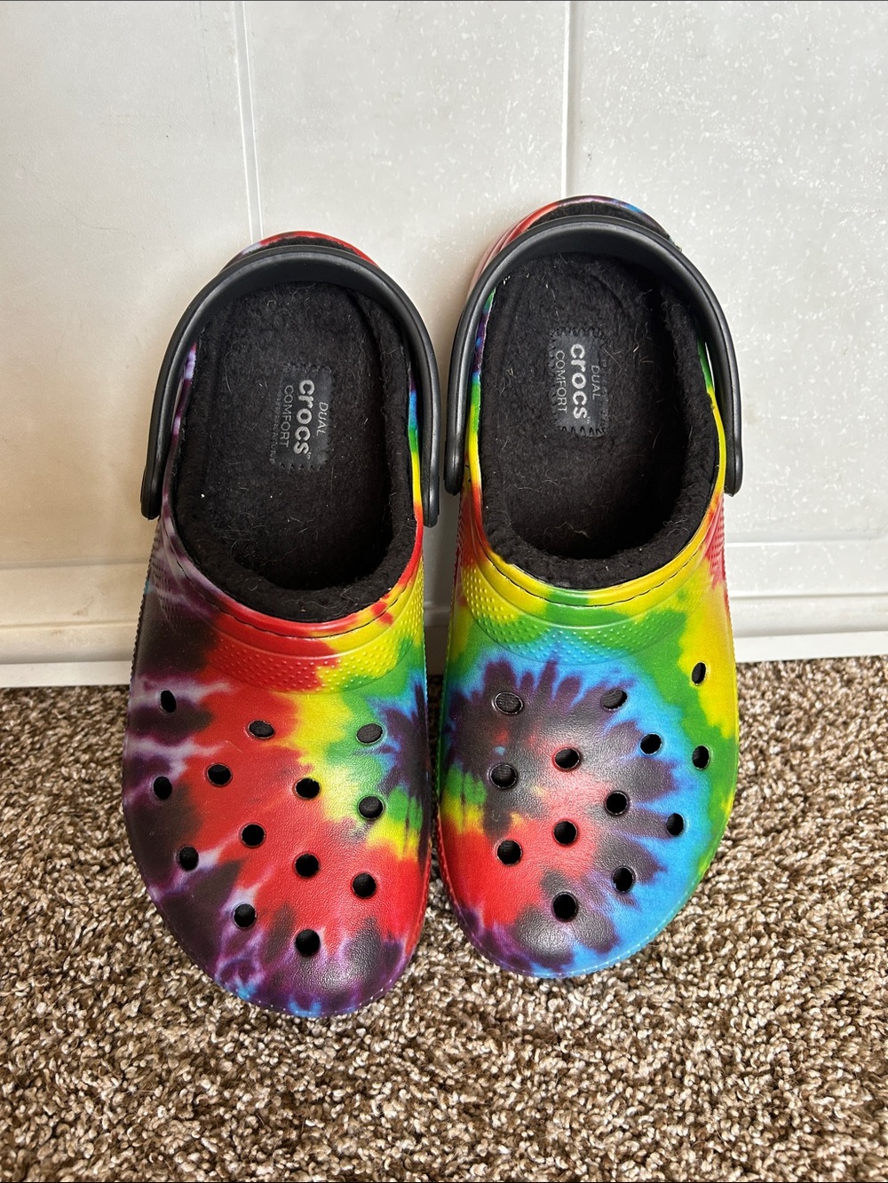 Adult Crocs Classic Lined Tie-Dye Clog- Men’s 9 / Women’s 11 - Picture 2 of 5